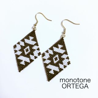 monotone × ortega ピアス イヤリング ネイティブ モノトーン(ピアス)