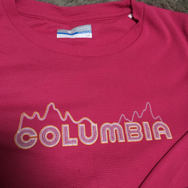 Columbia(コロンビア)のタイムセール‼︎コロンビア ロングTシャツ レディースのトップス(Tシャツ(長袖/七分))の商品写真