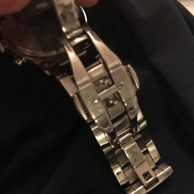 Emporio Armani(エンポリオアルマーニ)の【EMPORIO ARMANI】シルバー×ネイビー腕時計 メンズの時計(腕時計(アナログ))の商品写真