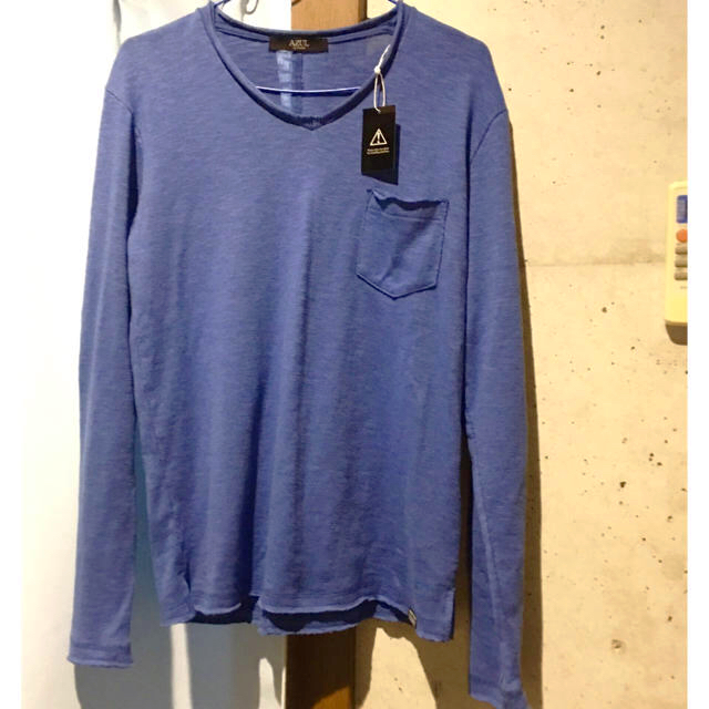 AZUL by moussy(アズールバイマウジー)の新品タグ付き！今期AZULbymoussyインディゴカットソーロンT メンズのトップス(Tシャツ/カットソー(七分/長袖))の商品写真