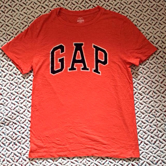 GAP(ギャップ)のGAP@ロゴTシャツ OR レディースのトップス(Tシャツ(半袖/袖なし))の商品写真
