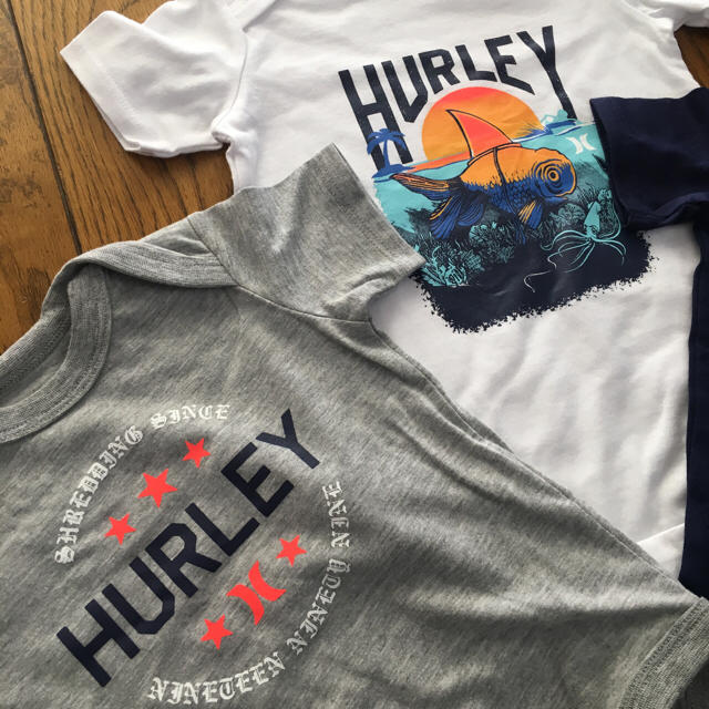 Hurley(ハーレー)の激レア！Hurley新品ベビー用ロンパース3枚組 65-70 キッズ/ベビー/マタニティのベビー服(~85cm)(ロンパース)の商品写真