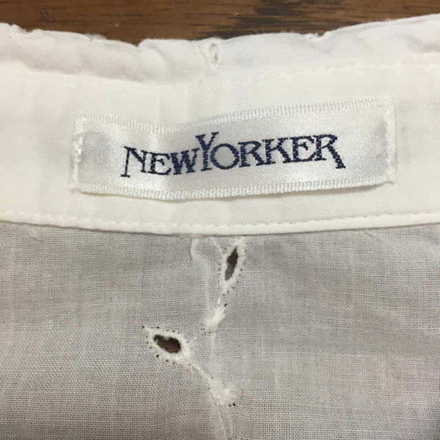 NEWYORKER(ニューヨーカー)のNew Yorker 刺繍シャツ レディースのトップス(シャツ/ブラウス(長袖/七分))の商品写真