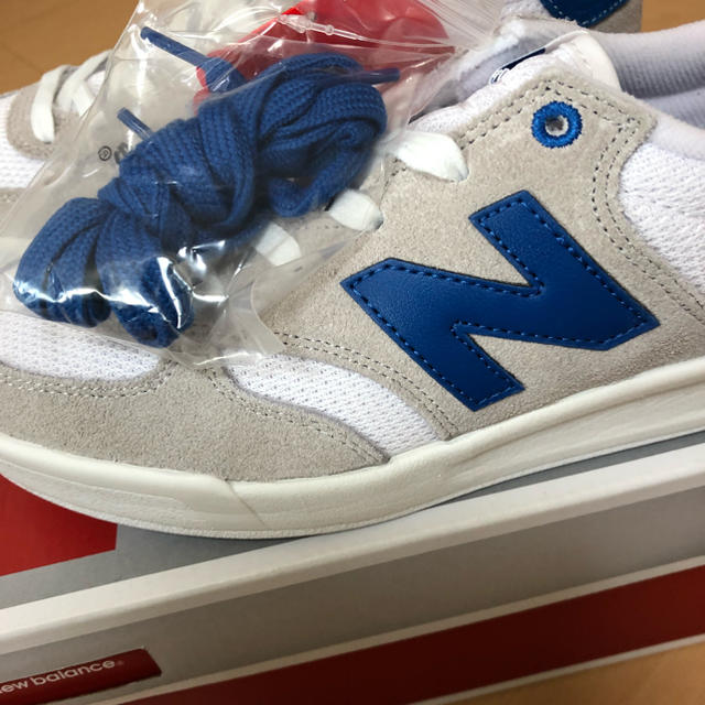 New Balance(ニューバランス)の新品！ニューバランスcrt300  レディースの靴/シューズ(スニーカー)の商品写真