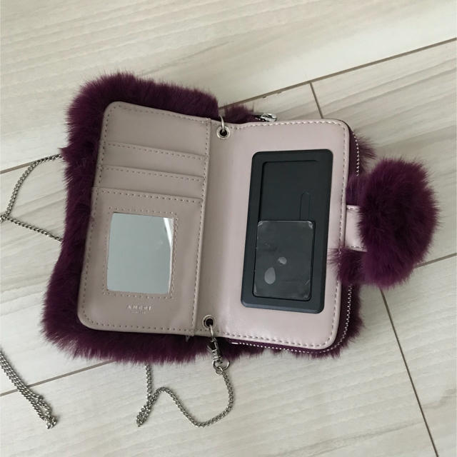 Ameri VINTAGE(アメリヴィンテージ)のAmeri/FUR SMART PHONE POUCH スマホ/家電/カメラのスマホアクセサリー(iPhoneケース)の商品写真