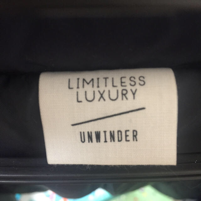 LIMITLESS LUXURY(リミットレスラグジュアリー)のLIMITLESS LUXURY ダウン レディースのジャケット/アウター(ダウンコート)の商品写真