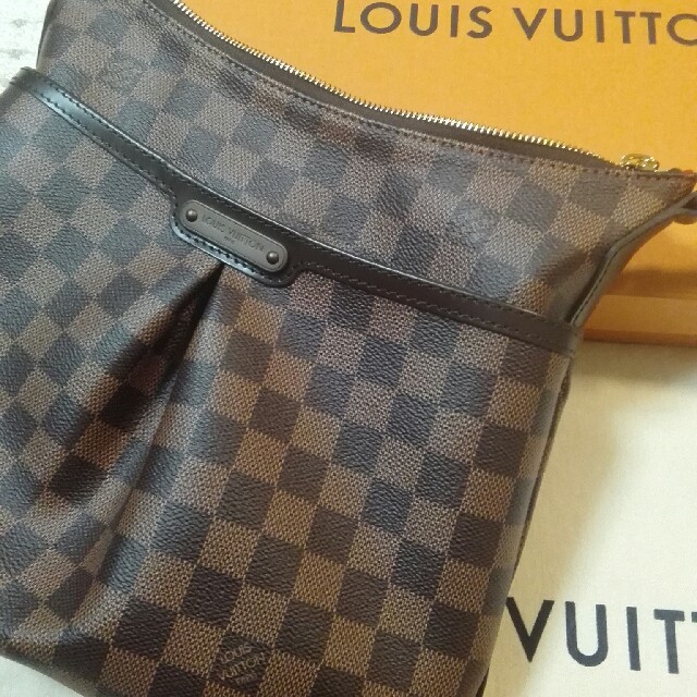 LOUIS VUITTON(ルイヴィトン)のルイヴィトンショルダーバック正規品美品お値下げ レディースのバッグ(ショルダーバッグ)の商品写真