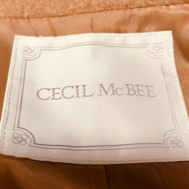 CECIL McBEE(セシルマクビー)の【すずめ様お取置き】CECIL McBEE ポンチョコート キャメル レディースのジャケット/アウター(ポンチョ)の商品写真