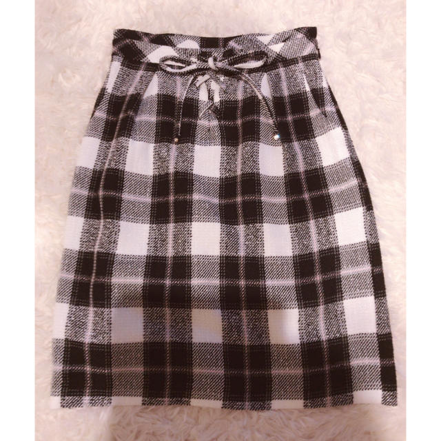 MISCH MASCH(ミッシュマッシュ)の美品💗ミッシュマッシュチェックスカート レディースのスカート(ひざ丈スカート)の商品写真