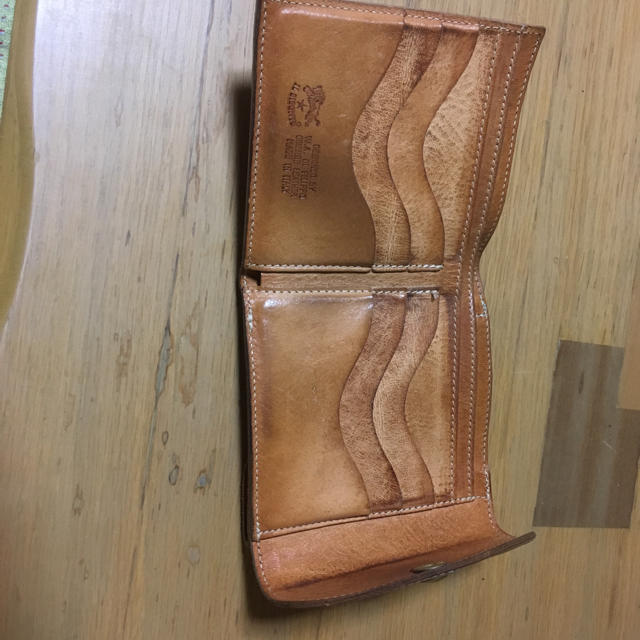 IL BISONTE(イルビゾンテ)のイルビゾンテ ２つ折り財布 レディースのファッション小物(財布)の商品写真