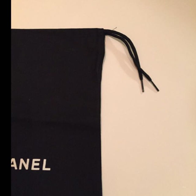 CHANEL(シャネル)のCHANEL★新品保存袋  M レディースのファッション小物(その他)の商品写真