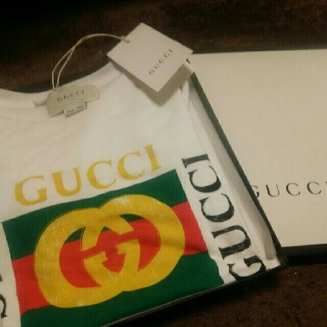 Gucci(グッチ)の8才 GUCCI キッズ/ベビー/マタニティのキッズ服男の子用(90cm~)(Tシャツ/カットソー)の商品写真