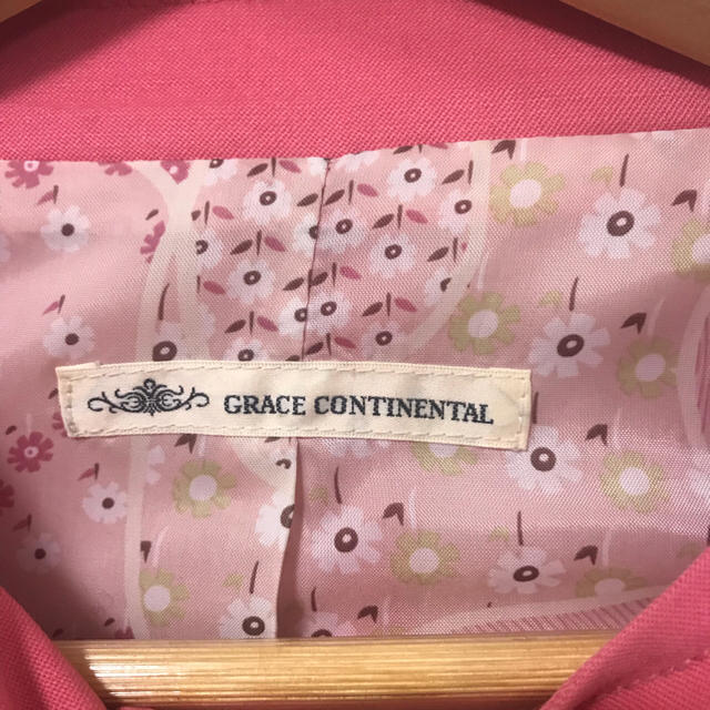 GRACE CONTINENTAL(グレースコンチネンタル)のGRACE CONTINENTAL☆春色☆コート最終値下げ！！！ レディースのジャケット/アウター(トレンチコート)の商品写真