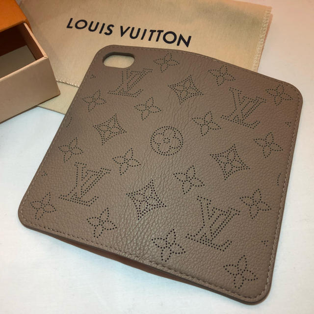 LOUIS VUITTON(ルイヴィトン)のルイヴィトンの携帯ケース マヒナ スマホ/家電/カメラのスマホアクセサリー(iPhoneケース)の商品写真