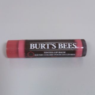 バーツビーズ(BURT'S BEES)の☆berry様専用☆バーツビーズ ティンテッド リップバーム　2本(リップケア/リップクリーム)