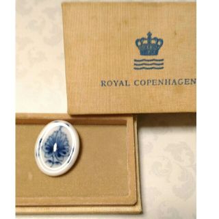 ロイヤルコペンハーゲン(ROYAL COPENHAGEN)のレア！　陶器ペンダントヘッド(ネックレス)