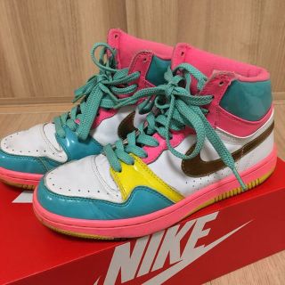 ナイキ(NIKE)のNIKE☆イースターモデル☆24.5☆希少(スニーカー)