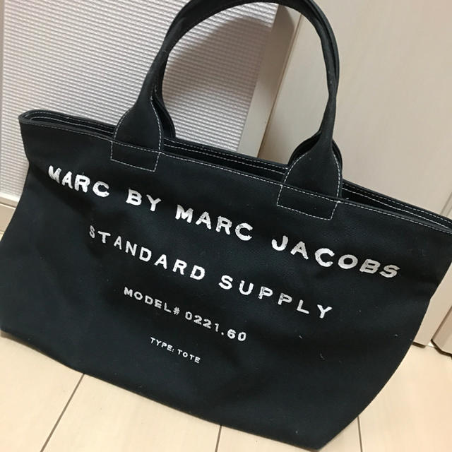 MARC BY MARC JACOBS トートバッグ マーク