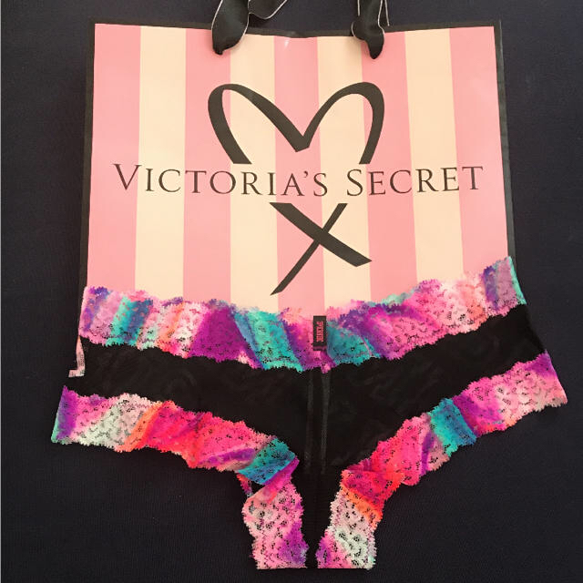 Victoria's Secret(ヴィクトリアズシークレット)のビクトリアシークレット レースパンティ XS 1300円 レディースの下着/アンダーウェア(ショーツ)の商品写真