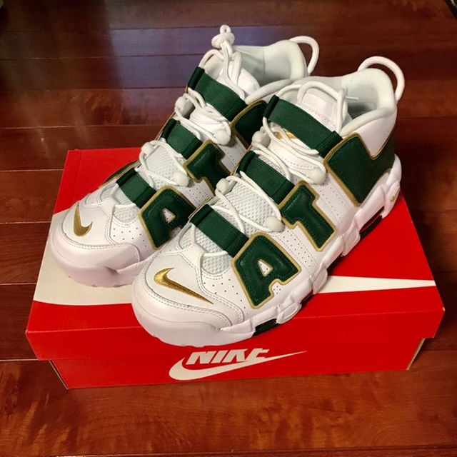 NIKE(ナイキ)のNIKE AIR MORE UPTEMPO 27.5 アトランタ ATL メンズの靴/シューズ(スニーカー)の商品写真