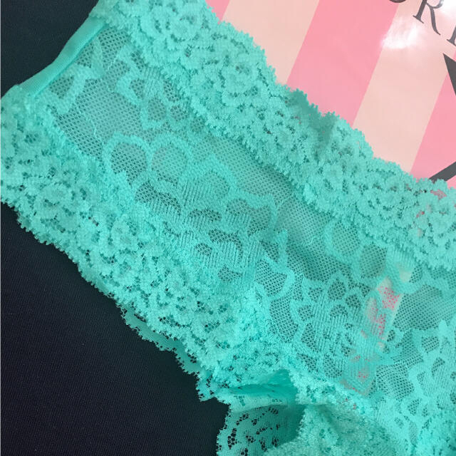 Victoria's Secret(ヴィクトリアズシークレット)のビクトリアシークレット レースショーツ XS 1300円 レディースの下着/アンダーウェア(ショーツ)の商品写真