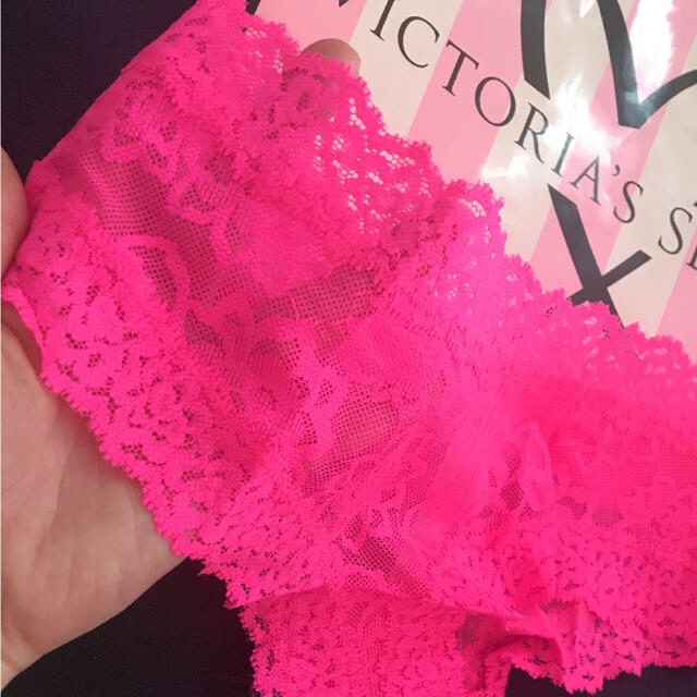 Victoria's Secret(ヴィクトリアズシークレット)のビクトリアシークレット レースショーツ XS 1300円 レディースの下着/アンダーウェア(ショーツ)の商品写真