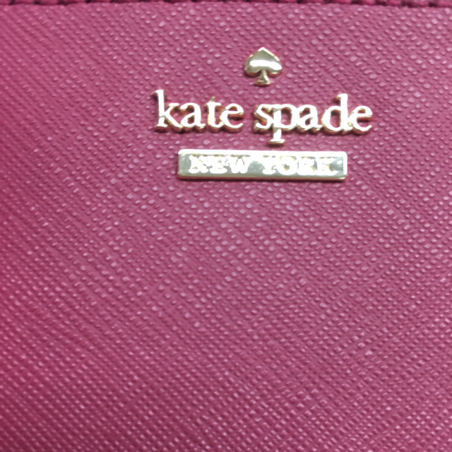 kate spade new york(ケイトスペードニューヨーク)のケイトスペード カードケース パスケース 赤 レディースのファッション小物(パスケース/IDカードホルダー)の商品写真