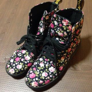 ドクターマーチン(Dr.Martens)のDr.Martens 花柄スニーカー(スニーカー)