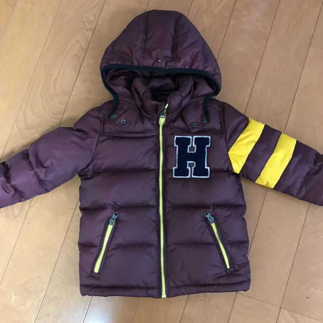 TOMMY HILFIGER(トミーヒルフィガー)のTOMMY HILFIGER ダウンジャンバー 110 キッズ/ベビー/マタニティのキッズ服男の子用(90cm~)(ジャケット/上着)の商品写真