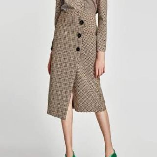 ザラ(ZARA)のチェック柄ラップスカート(ひざ丈スカート)