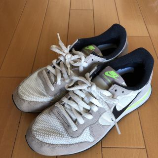 ナイキ(NIKE)の３兄弟まむー 様専用  NIKE インターナショナリスト(スニーカー)