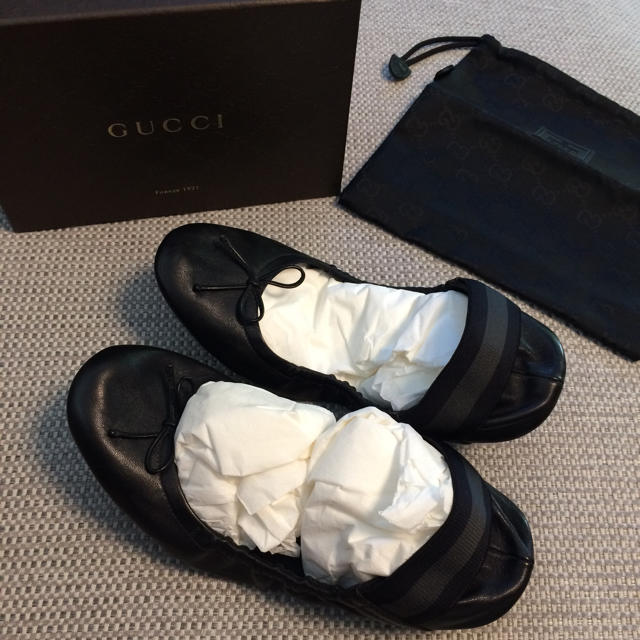 Gucci(グッチ)の新品☆グッチ☆レディース☆バレエシューズ☆黒色☆23.5cm☆フラットシューズ レディースの靴/シューズ(バレエシューズ)の商品写真