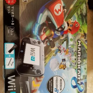 ウィーユー(Wii U)のすぐに遊べるwiiuマリオカート8セット　(家庭用ゲーム機本体)