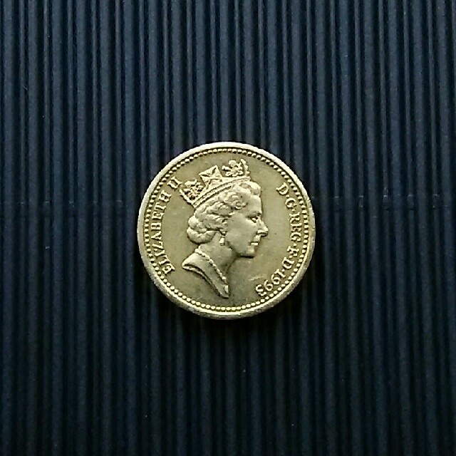 イギリス 旧1ポンド硬貨の通販 By ｍｔ雑貨店 ラクマ