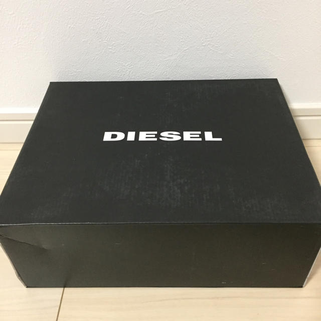 DIESEL(ディーゼル)のDIESEL B/S 26.5 メンズの靴/シューズ(スニーカー)の商品写真