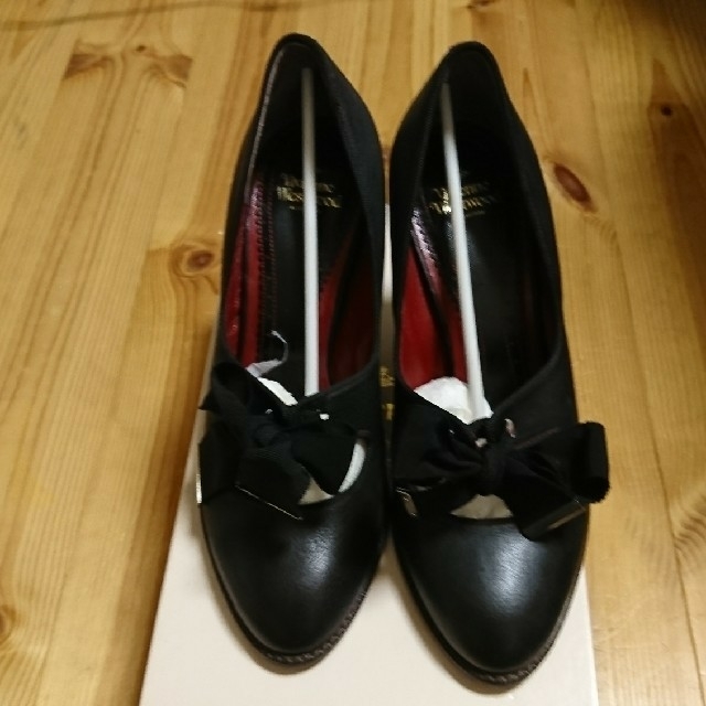 Vivienne Westwood(ヴィヴィアンウエストウッド)のヴィヴィアンウエストウッド  パンプス レディースの靴/シューズ(ハイヒール/パンプス)の商品写真