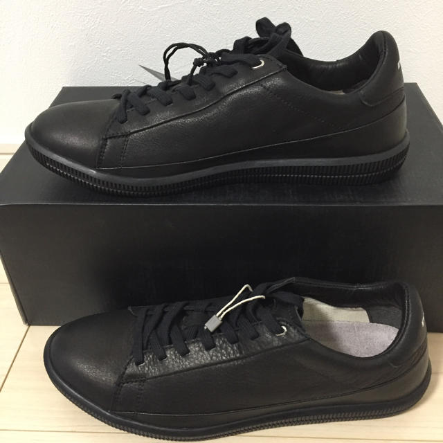 DIESEL(ディーゼル)のDIESEL レザー ブラック 27 メンズの靴/シューズ(スニーカー)の商品写真