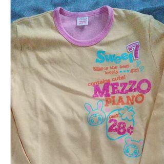 メゾピアノ(mezzo piano)のメゾピアノ長T シャツ150センチ(その他)