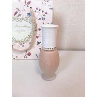 ラデュレ(LADUREE)のラデュレリクイドファンデーション10(ファンデーション)