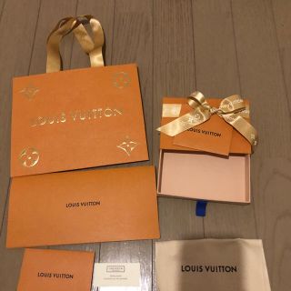 LOUIS VUITTON - ルイヴィトン 1度使用 紙袋 箱 カード入れ ショップ袋