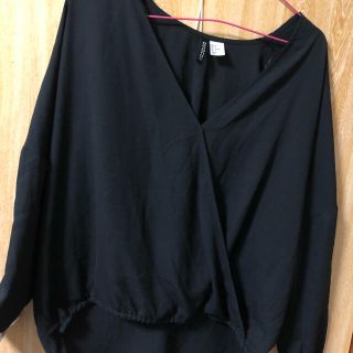 エイチアンドエム(H&M)の黒ブラウス❤︎(シャツ/ブラウス(長袖/七分))