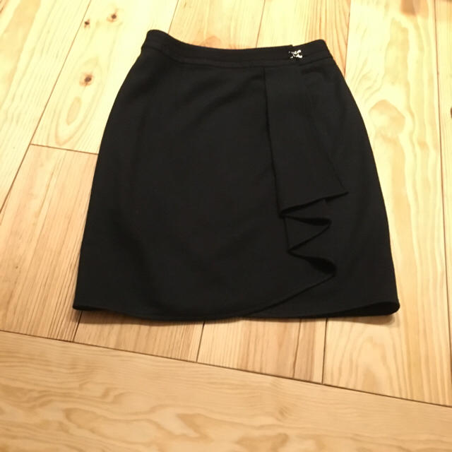NARACAMICIE(ナラカミーチェ)のナラカミーチェ 巻きスカート黒 Ⅰサイズ レディースのスカート(ひざ丈スカート)の商品写真