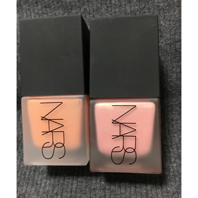 日本未発売3色あります。NARS リキッドブラッシュ４本セット