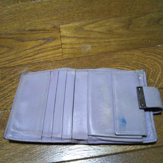 Gucci(グッチ)のグッチ二つ折り財布 レディースのファッション小物(財布)の商品写真