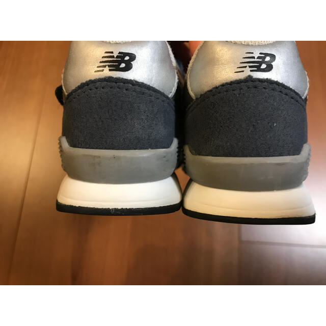 New Balance(ニューバランス)の【minamin様専用】ニューバランス KV996 17cm ネイビー キッズ/ベビー/マタニティのキッズ靴/シューズ(15cm~)(スニーカー)の商品写真