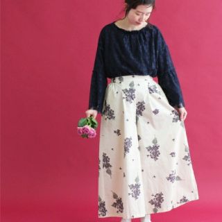 ビュルデサボン(bulle de savon)の沈丁花ワイドパンツ(カジュアルパンツ)