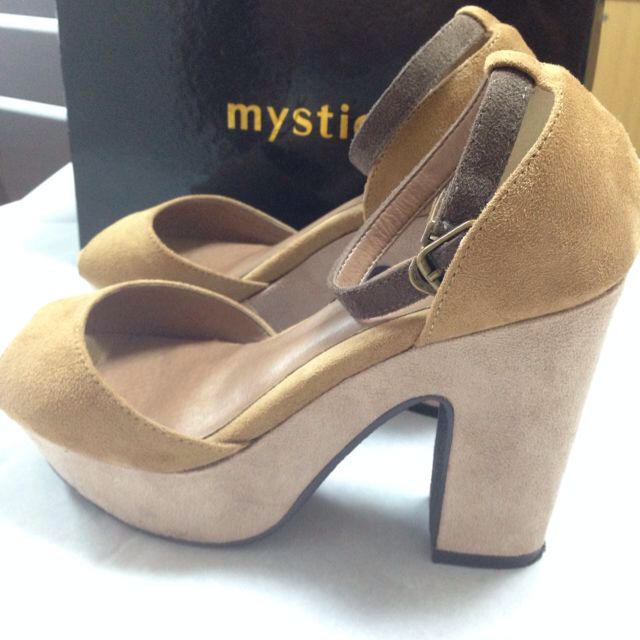 mystic(ミスティック)のmystic ストラップパンプス 38 レディースの靴/シューズ(ハイヒール/パンプス)の商品写真