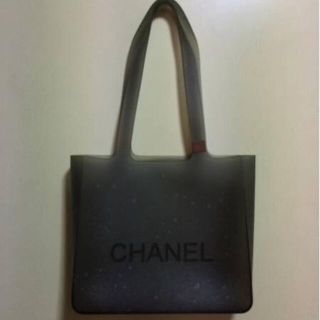 シャネル(CHANEL)の本物シャネルグレー系のラバートートバック (トートバッグ)