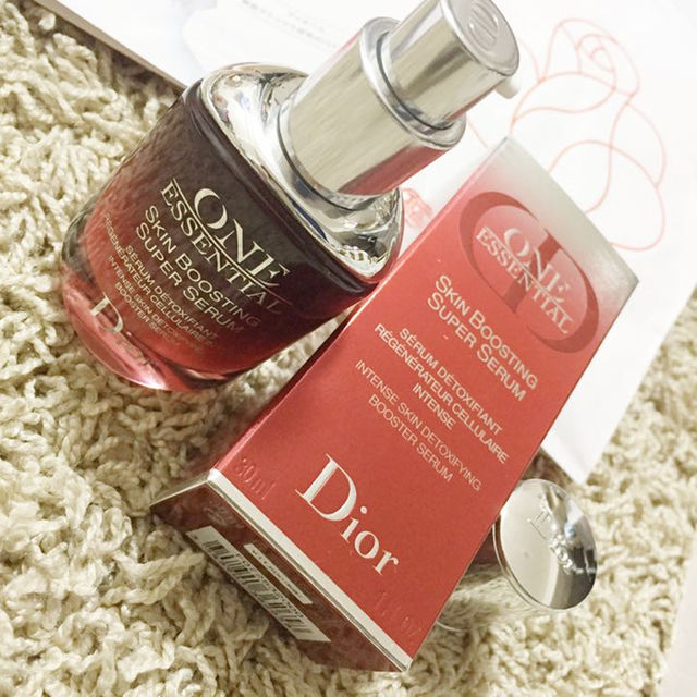 Christian Dior(クリスチャンディオール)のディオール＊ワン エッセンシャルセラム 美容液30ml コスメ/美容のスキンケア/基礎化粧品(美容液)の商品写真