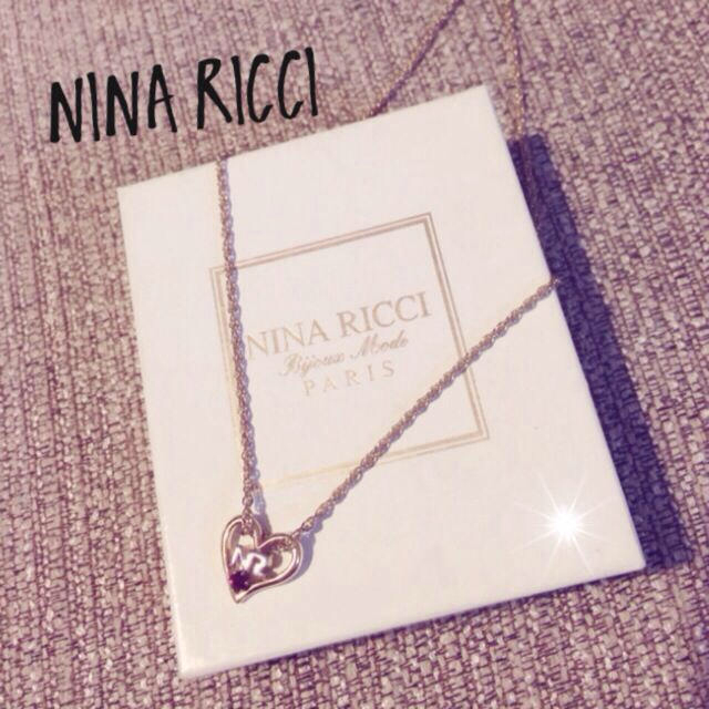 NINA RICCI(ニナリッチ)のヴィンテージ  NRゴールドネックレス  レディースのアクセサリー(ネックレス)の商品写真